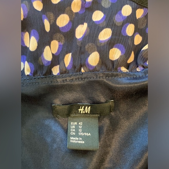 Pretty lined chiffon faux-wrap dress - Picture 5 of 7